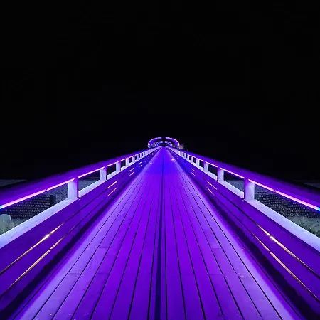 Penthouse Zweite Heimat - Mit Sauna, Dachterrasse Und Ab April Eigener Wallbox, Im Herz Von Apartmán *