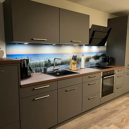 Penthouse Zweite Heimat - Mit Sauna, Dachterrasse Und Ab April Eigener Wallbox, Im Herz Von Apartmán *